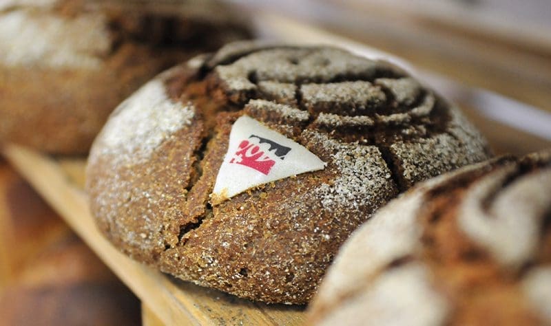 Die traditionellen Sauerteigbrote sind beliebt
