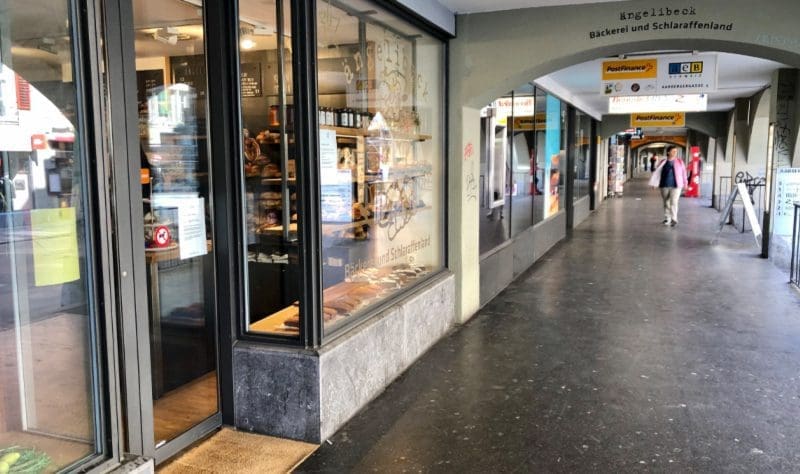 Les contrats de bail valables subsistent
