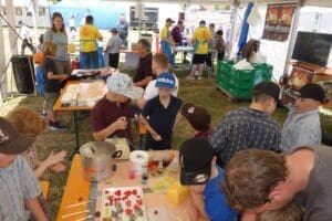 Nachwuchswerbung am Seeländer Schwingfest