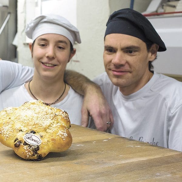 « Se mettre devant le pétrin, observer, écouter »