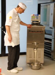 Cours de section boulangerie-pâtisserie 1/18