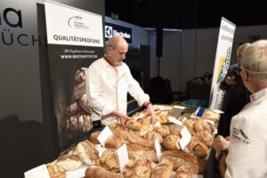 Öffentliche Brotprüfung in Weinfelden (TG)