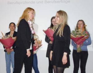 <strong>Einstimmiges Ja zu historischer Fusion</strong>
