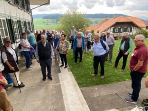Berner Oberländer Bäckersenioren besuchen Ausstellung «Chorn-Mähl-Brot»