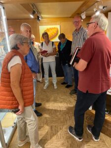 Berner Oberländer Bäckersenioren besuchen Ausstellung «Chorn-Mähl-Brot»