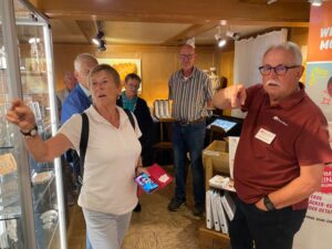 Berner Oberländer Bäckersenioren besuchen Ausstellung «Chorn-Mähl-Brot»