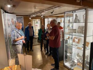 Berner Oberländer Bäckersenioren besuchen Ausstellung «Chorn-Mähl-Brot»