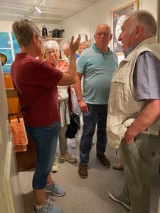 Berner Oberländer Bäckersenioren besuchen Ausstellung «Chorn-Mähl-Brot»