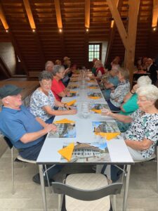 Berner Oberländer Bäckersenioren besuchen Ausstellung «Chorn-Mähl-Brot»