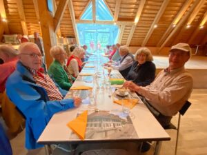 Berner Oberländer Bäckersenioren besuchen Ausstellung «Chorn-Mähl-Brot»