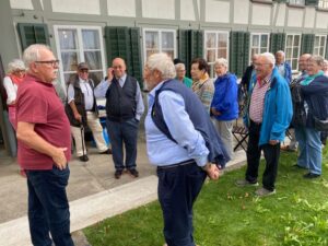 Berner Oberländer Bäckersenioren besuchen Ausstellung «Chorn-Mähl-Brot»