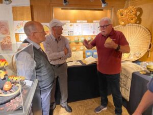 Berner Oberländer Bäckersenioren besuchen Ausstellung «Chorn-Mähl-Brot»