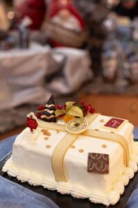 Créations de Noël d’artisans neuchâtelois et fribourgeois