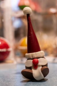 Créations de Noël d’artisans neuchâtelois et fribourgeois