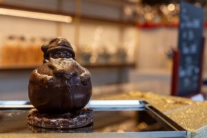 Créations de Noël d’artisans neuchâtelois et fribourgeois
