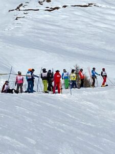 Skirennen der Schweizer Bäcker-Confiseure und Freunde 2024 in Ovronnaz (VS)