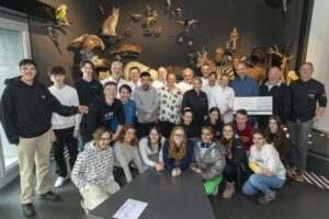 Don des apprentis neuchâtelois à un zoo