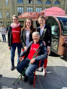 Überraschungsfeier auf dem Bundesplatz