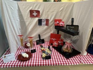 Expo «Weltrekord» der Freiburger Lernenden