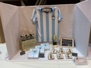 Expo «Weltrekord» der Freiburger Lernenden