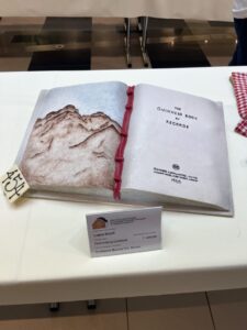 Expo «Weltrekord» der Freiburger Lernenden